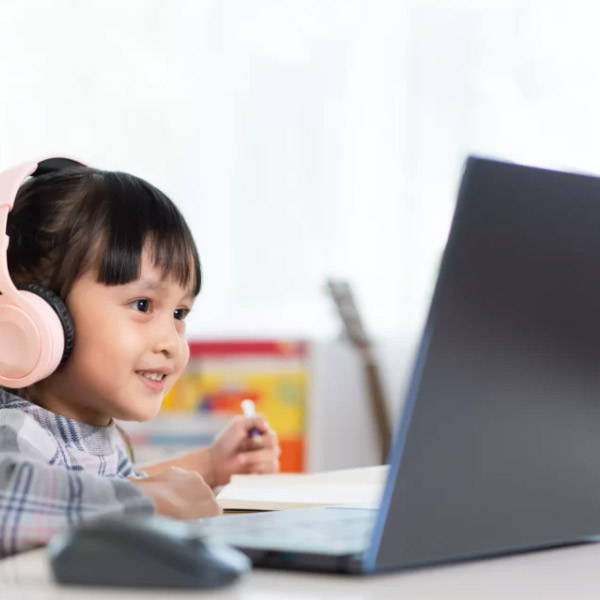 Tecnologia da Comunicação e Informação na Educação